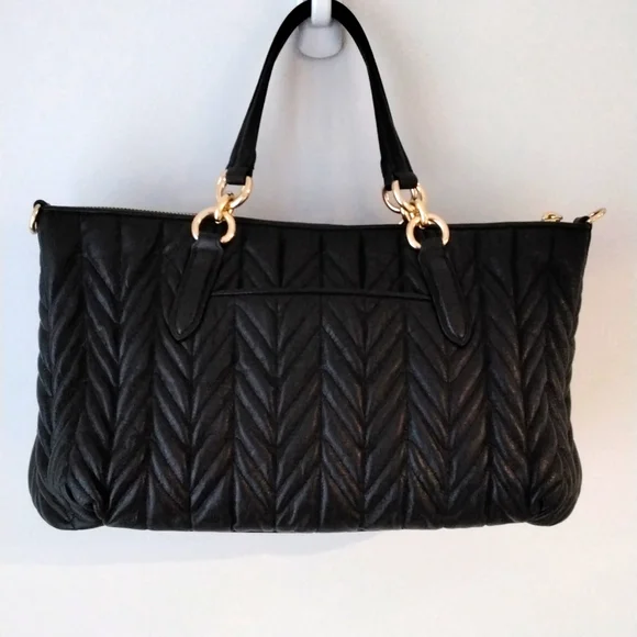 COACH Quilted Ally Satchel in black, large - Picture 4 of 9
